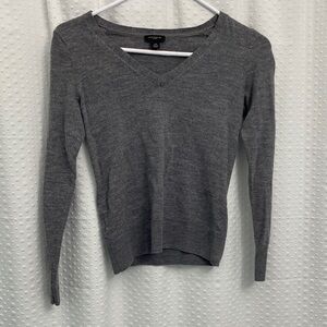 Ann Taylor Gray V-Neck Women's Sweater